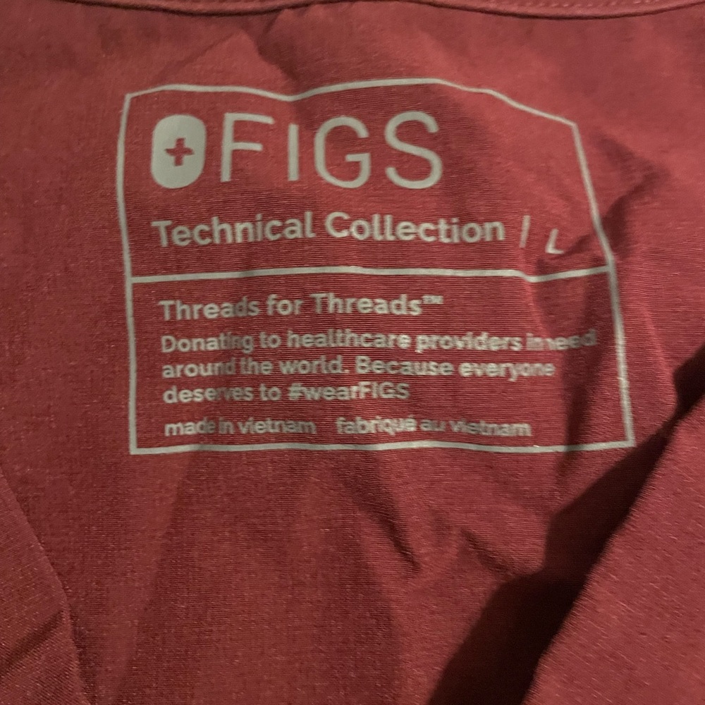 Figs Fion scrub set maroon size L tansen jogger bottom